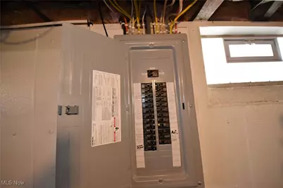 15 Vermont Avenue, Youngstown, OH 44512 - Photo 17