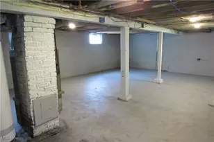 923 W 58th St, Ashtabula, OH 44004 - Photo 17