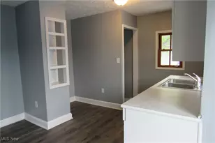 923 W 58th St, Ashtabula, OH 44004 - Photo 7