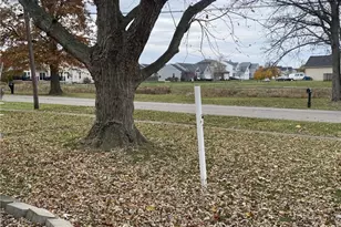 3211 Kneirim Dr, Lorain, OH 44053 - Photo 5