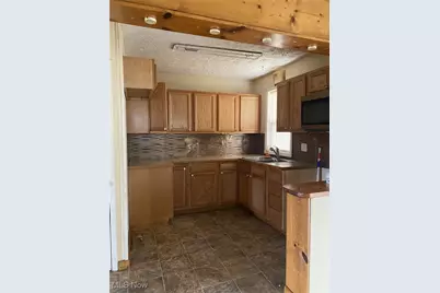 3211 Kneirim Drive, Lorain, OH 44053 - Photo 11