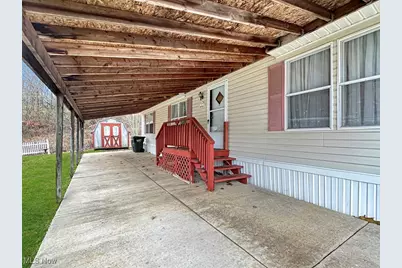 2749 Deer Pass Drive SW, Canton, OH 44706 - Photo 3