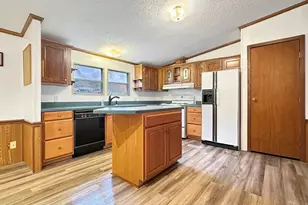 2749 Deer Pass Dr SW, Canton, OH 44706 - Photo 9