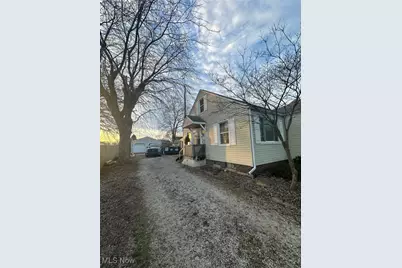 145 Mount Marie Avenue NW, Canton, OH 44708 - Photo 7