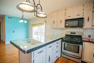 32 Ashwood Pl, Vienna, WV 26105 - Photo 7