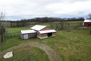 12967 Pleasant Valley Rd, Utica, OH 43080 - Photo 3