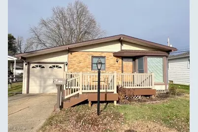 1041 Grant Avenue NW, New Philadelphia, OH 44663 - Photo 1