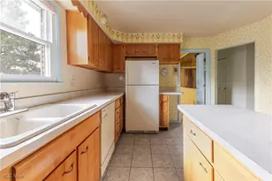 553 Braybarton Blvd, Steubenville, OH 43952 - Photo 13