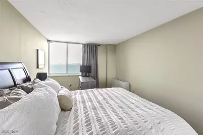 12900 Lake Avenue #924, Oakwood, OH 44107 - Photo 21