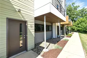 18875 Riversouth Terrace, Fairview Park, OH 44126 - Photo 3