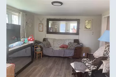 316 Locust Street N, Canal Fulton, OH 44614 - Photo 3