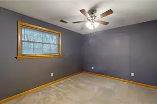 739 Campbell Dr, Belpre, OH 45714 - Photo 33