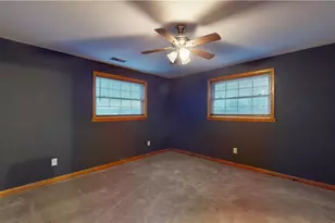 739 Campbell Dr, Belpre, OH 45714 - Photo 31