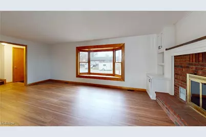 739 Campbell Drive, Belpre, OH 45714 - Photo 7