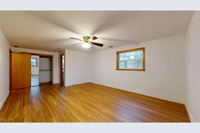 739 Campbell Drive, Belpre, OH 45714 - Photo 27