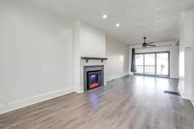 230 W 39th Street, Lorain, OH 44052 - Photo 5