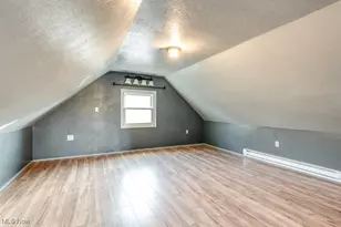 230 W 39th St, Lorain, OH 44052 - Photo 27