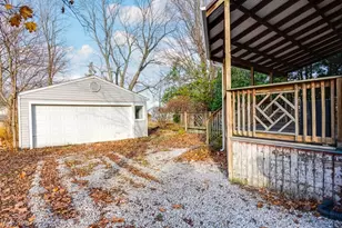 230 W 39th St, Lorain, OH 44052 - Photo 31