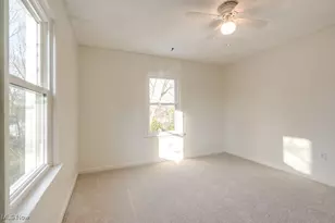 230 W 39th St, Lorain, OH 44052 - Photo 23