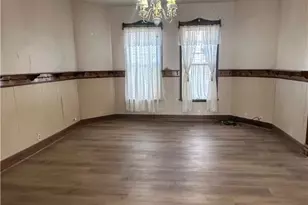 315 Carolina Ave, Chester, WV 26034 - Photo 13