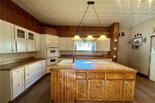 315 Carolina Ave, Chester, WV 26034 - Photo 3