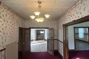 315 Carolina Ave, Chester, WV 26034 - Photo 7