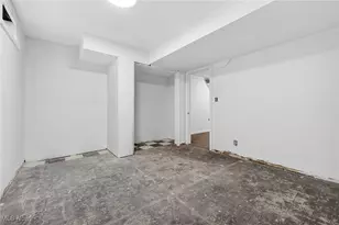 7698 Chillicothe Rd, Mentor, OH 44060 - Photo 37