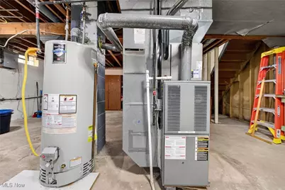 7698 Chillicothe Road, Mentor, OH 44060 - Photo 39