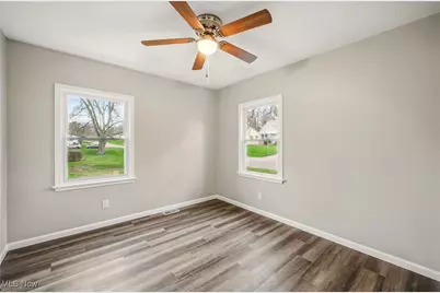 414 10th Street, Struthers, OH 44471 - Photo 9