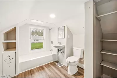 414 10th Street, Struthers, OH 44471 - Photo 15