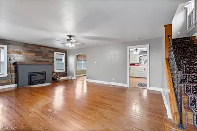 4464 Kemary Avenue SW, Navarre, OH 44662 - Photo 9