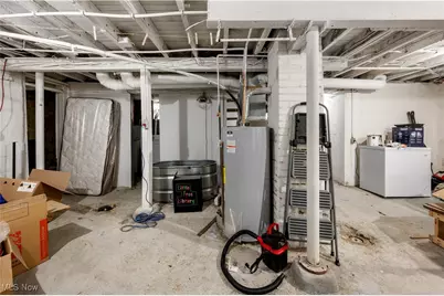 994 Moeller Avenue, Akron, OH 44307 - Photo 17