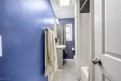 994 Moeller Avenue, Akron, OH 44307 - Photo 15