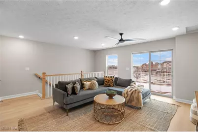 449 Harbor Lane, Lorain, OH 44052 - Photo 21