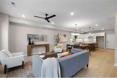 449 Harbor Lane, Lorain, OH 44052 - Photo 3