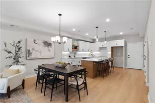 449 Harbor Ln, Lorain, OH 44052 - Photo 9