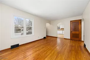 96 Waltz Dr, Barberton, OH 44203 - Photo 9