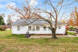427 Harding Rd, Zanesville, OH 43701 - Photo 23