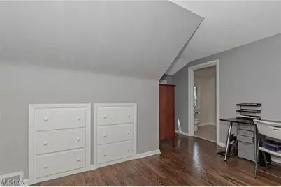 23910 Wimbledon Road, Huber Heights, OH 44122 - Photo 29