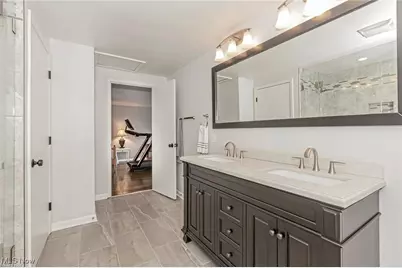 23910 Wimbledon Road, Huber Heights, OH 44122 - Photo 25