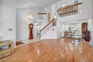 17922 Cambridge Oval, Strongsville, OH 44136 - Photo 3