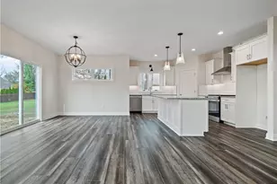 21032 Breckenridge Ln, Strongsville, OH 44149 - Photo 11