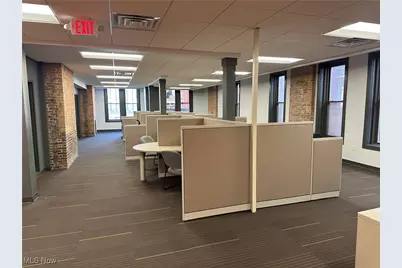 2217 E 9th Street #2nd fl, Loveland, OH 44115 - Photo 9