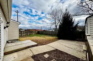 114 29th St SW, Canton, OH 44706 - Photo 3