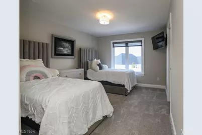 7048 Emerson Circle NW, Massillon, OH 44646 - Photo 47