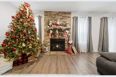 6170 James Drive, Lorain, OH 44053 - Photo 9