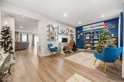 6170 James Drive, Lorain, OH 44053 - Photo 5