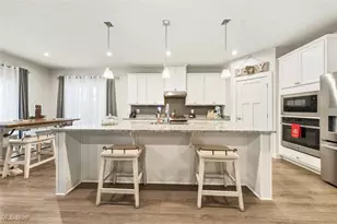 6170 James Dr, Lorain, OH 44053 - Photo 11