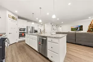 6170 James Dr, Lorain, OH 44053 - Photo 15