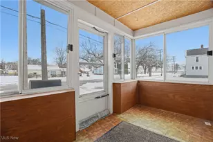 992 Mill St, Conneaut, OH 44030 - Photo 3